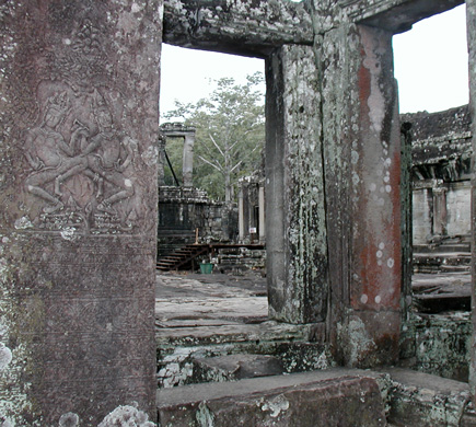 Anchor period stone carvings