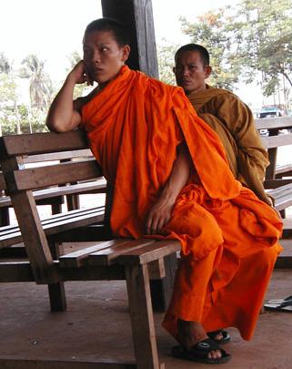 2 Monks Waiting 