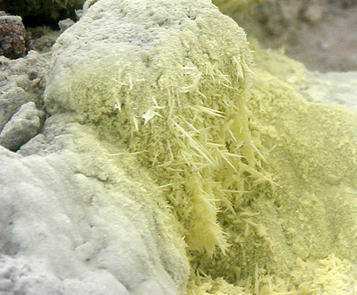  Sulfur Crystals