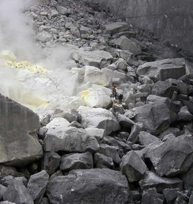  Sulfur Workers