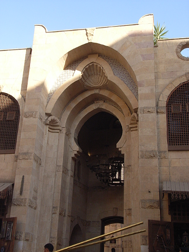 Vaulted entrance near Madrassa