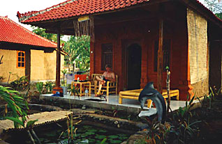 Tim relaxing at Bungalow in Amed