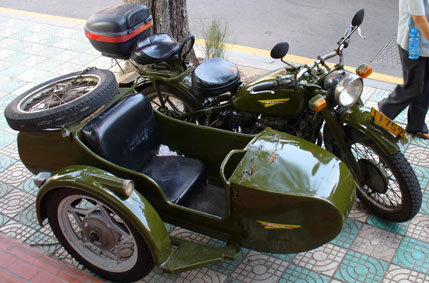 Classic side car